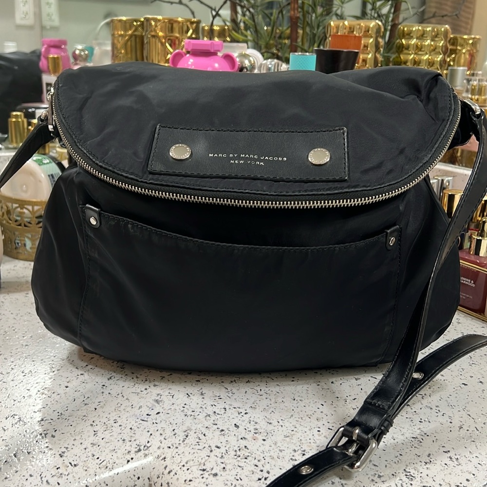 Marc Jacobs Preppy Nylon Natasha Crossbody Bag- Black